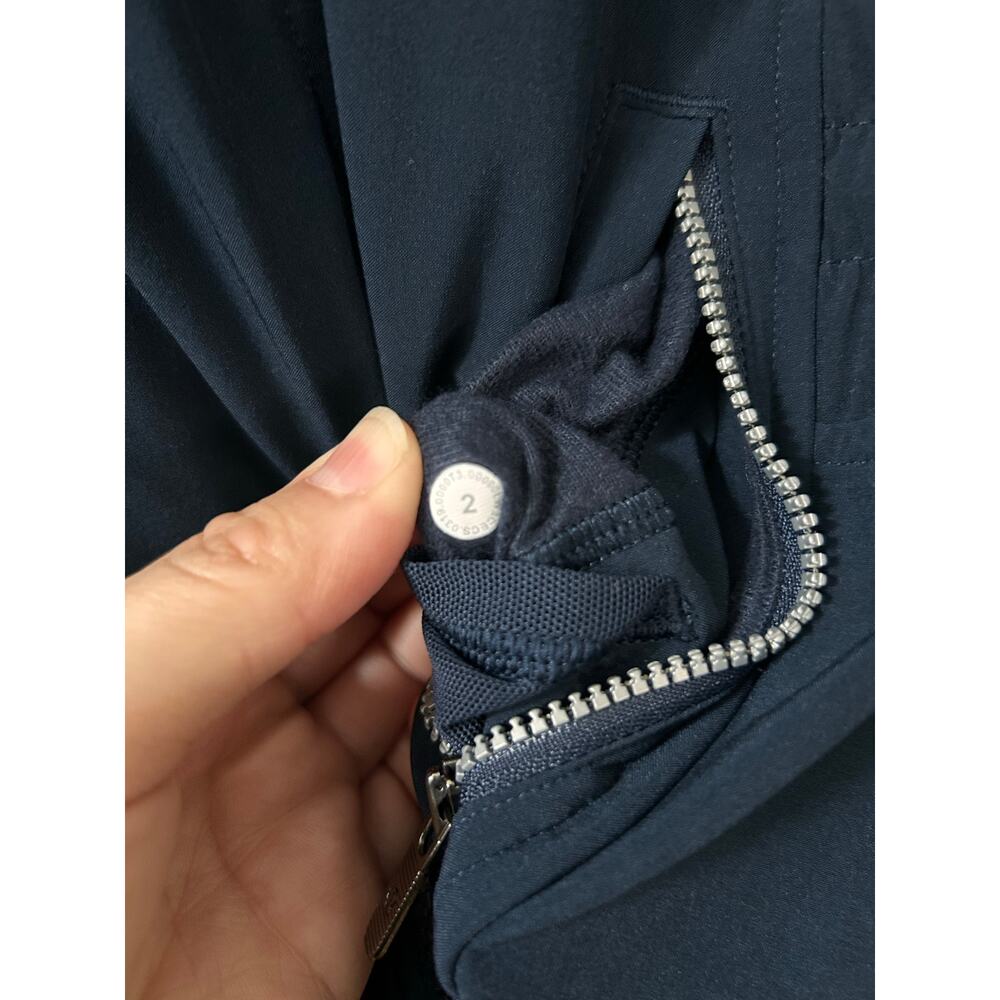 Lululemon Sights Seen Jacket Size 2 - Picture 11 of 11